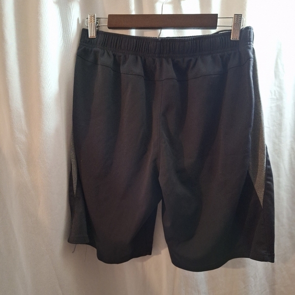 Berkley Jensen shorts size large - Picture 4 of 5